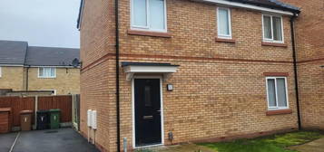 3 bedroom semi-detached house