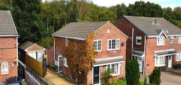 4 bed detached house for sale