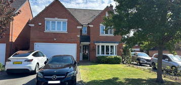 4 bedroom detached house to rent