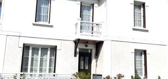 Maison 7 pièces 169 m2