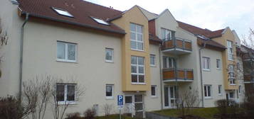 Schöne 2 Zimmer Terrassenwohnung in Kesselsdorf