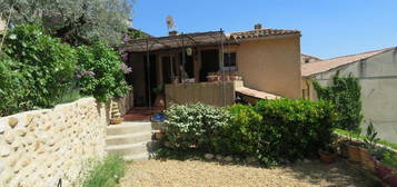 Maison  à louer, 3 pièces, 2 chambres, 67 m²