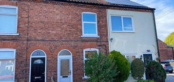 Terraced house to rent in Strawberry Road, Retford DN22