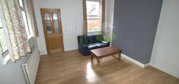 4 bedroom terraced house