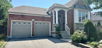 19 Cliveden Pl, Markham, ON L6C 2S4