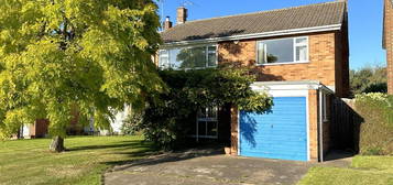 4 bed detached house for sale