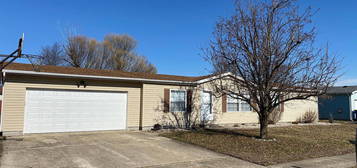 726 Lila Ct, New Baden, IL 62265