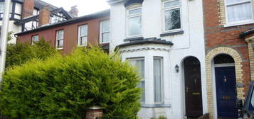 2 bedroom terraced house