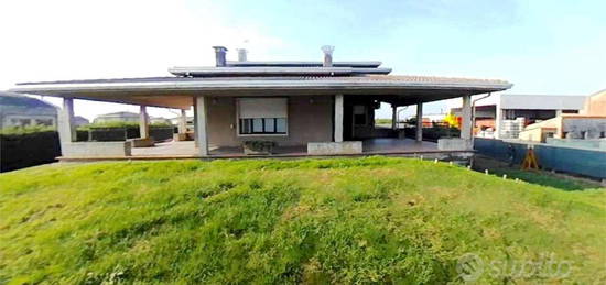 Villa a Castagnaro (VR)