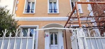 Maison 2 étages  à vendre, 6 pièces, 4 chambres, 104 m²