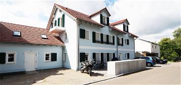 Gemütliche 2-Zimmer-Dachgeschosswohnung mit Balkon in Hebertshausen/Prittlbach zu vermieten