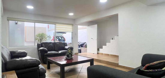 Casa En Roma Sur, Cuauhtémoc Con 3 Recámaras, 300 M², Id: 143057