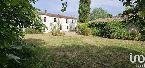 Maison 1 étage  à vendre, 10 pièces, 6 chambres, 222 m²