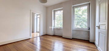 Appartement  à louer, 4 pièces, 3 chambres, 87 m²