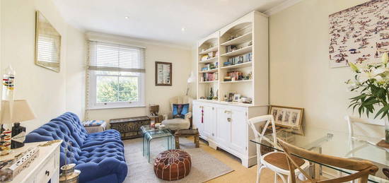 Maisonette to rent in Battersea High Street, Battersea, London SW11