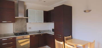 2 bed flat to rent