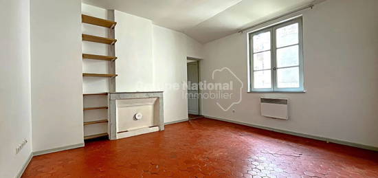 Studio  à vendre, 1 pièce, 27 m², Étage 1/2