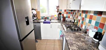 Room to rent in Swell Court, Gandhi Close, Walthamstow E17