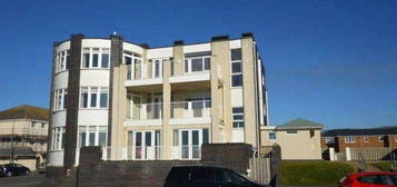 3 bed flat to rent