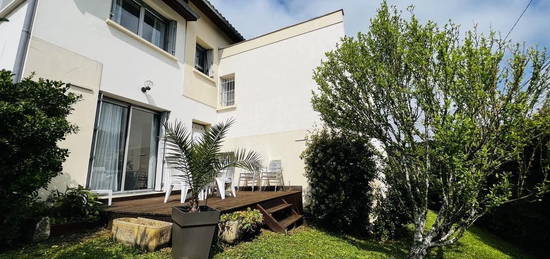 Vente maison 8 pièces 150 m²