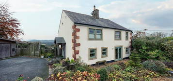 4 bed detached house for sale