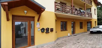 Veľký nebytový priestor (4 izb. byt) 90m2, vlastné kúrenie, parkovanie, odpočet DPH