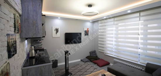 KIZILAY KONUR SOKAK'ta 1+1 SATILIK DAİRE