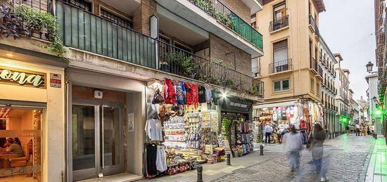 Piso en Centro - Sagrario, Granada