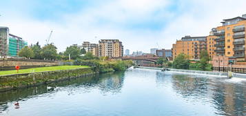 Flat to rent in Roberts Wharf, East Street LS9