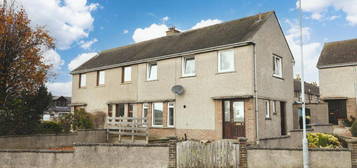 3 bedroom semi-detached house