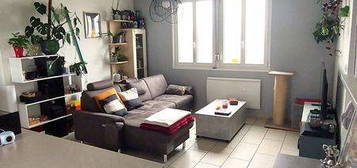 Appartement 3 pièces 57 m² avec jardin et garage