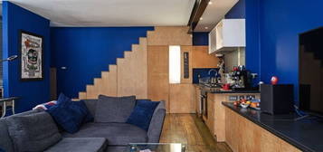 End terrace house to rent in Queensbridge Road, Haggerston, London E2