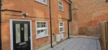 2 bedroom terraced house