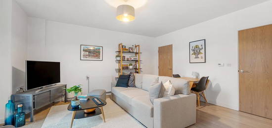 Flat for sale in Blairderry Road, London SW2