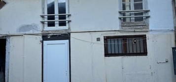 DIJON FACS APPARTEMENT A RENOVER DE 35 M2