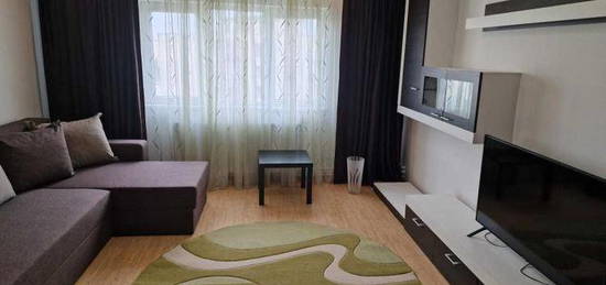 Inchiriere apartament 3 camere, doua bai, patru dressinguri in Zona Obor sec 2