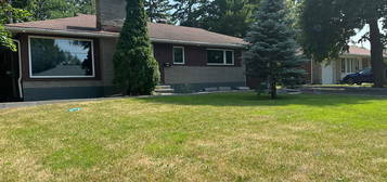 61, 10e Avenue
Montréal (Pierrefonds-Roxboro)