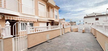 Casa adosada en venta en Elda, 190, Playa Levante