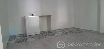 A VENDRE APPARTEMENT T3 LARAGNE 75000€