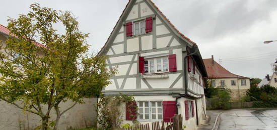 Charmantes, denkmalgeschütztes Wohnhaus in Oettingen