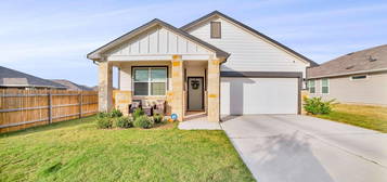 208 Bunting Ln, Bertram, TX 78605