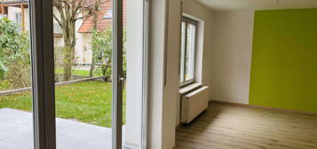Vollständig renovierte 2-Raum-Wohnung mit Balkon und Einbauküche in Achern