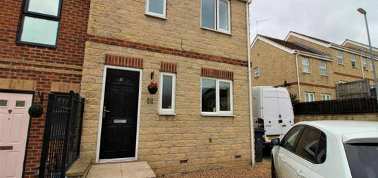 3 bedroom end of terrace house