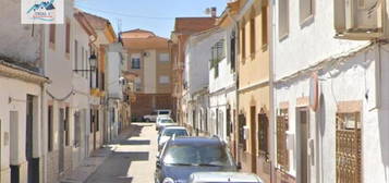 Casa adosada en venta en Federico Garcia Lorca, Huétor Tájar