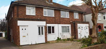 2 bed maisonette to rent