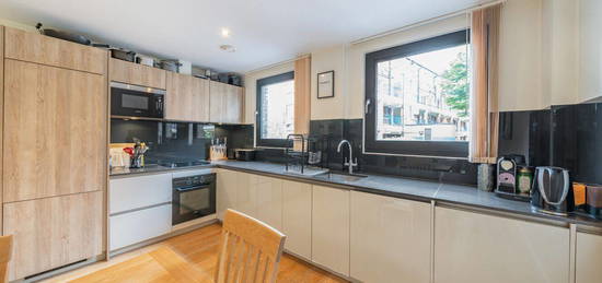 Flat for sale in Meakin Estate, Rothsay Street, London SE1