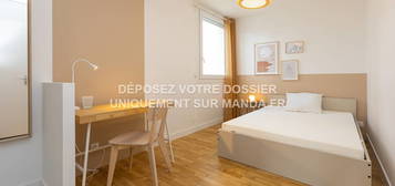 Location appartement 4 pièces 11 m²