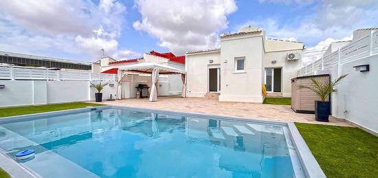 Casa en La Siesta - El Salado - Torreta, Torrevieja