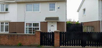 3 bedroom semi-detached house