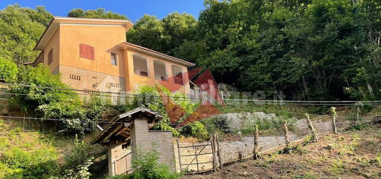 Villa unifamiliare via Guglielmo Oberdan 100, Montecompatri, Monte Compatri